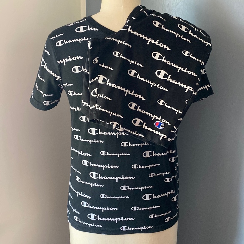 CHAMPION Allover Print Script T-Shirt & Shorts